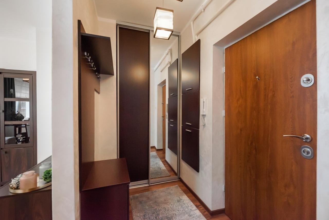 Ogrodowa Warm Wood Apartment Varşova Dış mekan fotoğraf